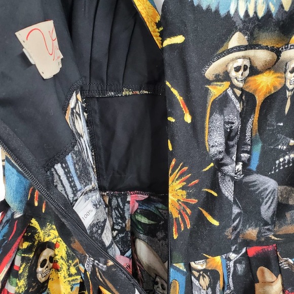 VANITY PROJECT Woman UK 12/ US 8/M Multi-Colored skulls Sleeveless tunic top - Picture 3 of 10